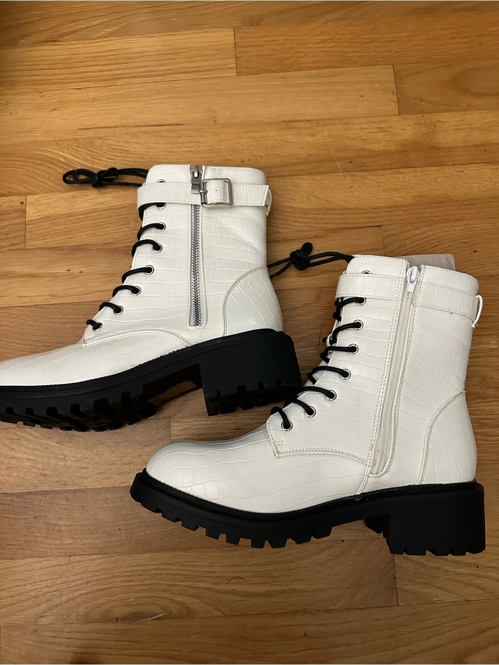 Nicole Miller Boots,8.5
